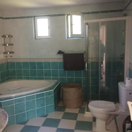 Pied A Terre Dans Les Gorges De L'aveyron Semesterbostad