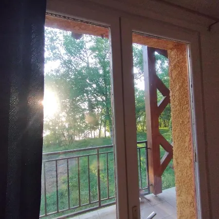 Pied A Terre Dans Les Gorges De L'aveyron Semesterbostad Penne